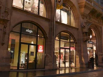 Adagio Place Kleber Apart-hotel 4*
