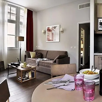 Adagio Place Kleber Apart-hotel 4*